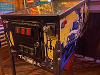Sega - twister - flipperkast - afbeelding 16 van  16