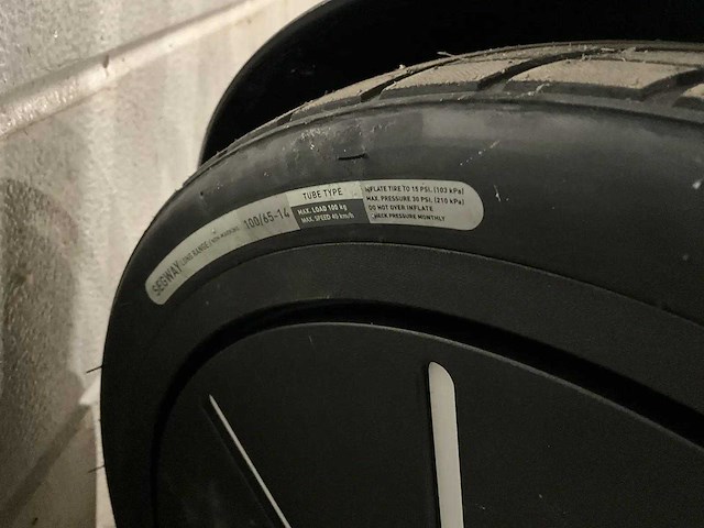 Segway - pt i2 se - elektrische zelfbalancerende step - afbeelding 6 van  7