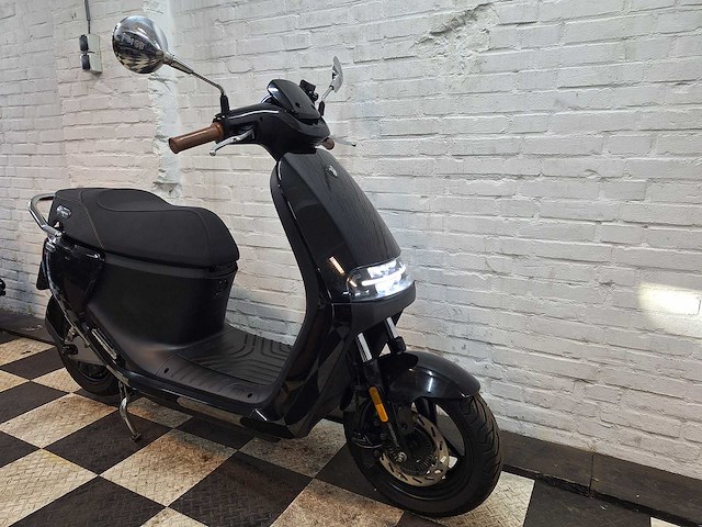 Segway e125s 45 km elektrische bromscooter - afbeelding 7 van  8