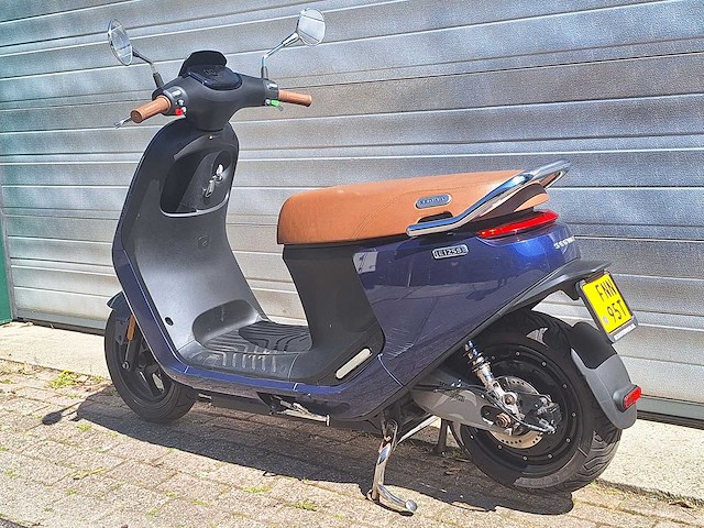 Segway e125s 45 km elektrische bromscooter - afbeelding 3 van  8