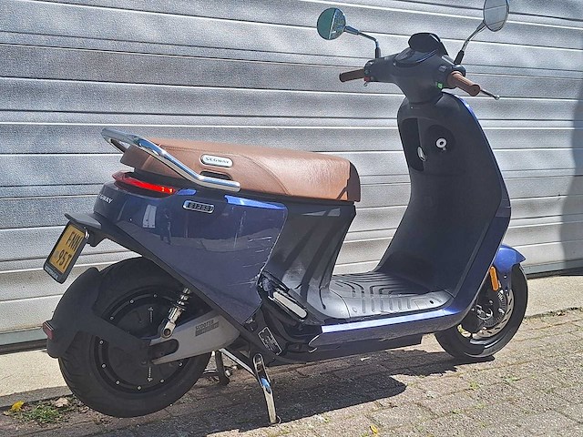 Segway e125s 45 km elektrische bromscooter - afbeelding 5 van  8