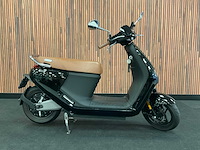 Segway e125s e-scooter fls-17-h