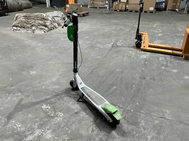 Segway lime-s elektrische step - afbeelding 9 van  14