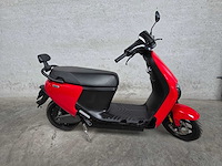 Segway-ninebot - bromscooter - e110s - elektrische 45km uitvoering flf48v - afbeelding 2 van  9