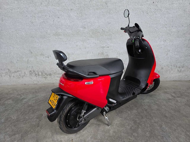 Segway-ninebot - bromscooter - e110s - elektrische 45km uitvoering flf48v - afbeelding 5 van  9
