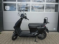 Segway-ninebot - bromscooter - e110se - 45km uitvoering fgl31g - afbeelding 1 van  9
