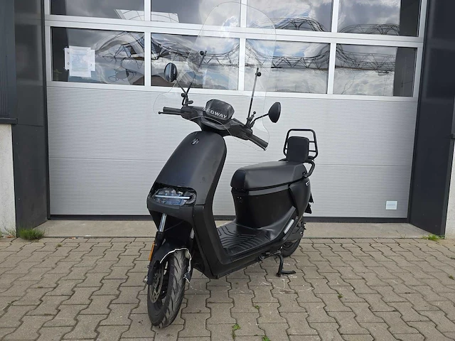Segway-ninebot - bromscooter - e110se - 45km uitvoering fgl31g - afbeelding 3 van  9