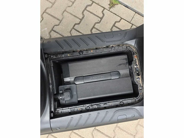 Segway-ninebot - bromscooter - e110se - 45km uitvoering fgl31g - afbeelding 8 van  9