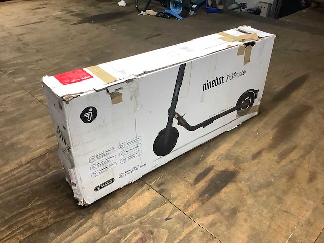 Segway ninebot e-scooter - afbeelding 2 van  3