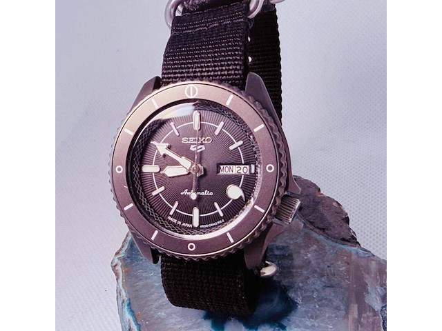 Seiko automatic herenhorloge ’special edition’ inclusief nato band - afbeelding 1 van  10