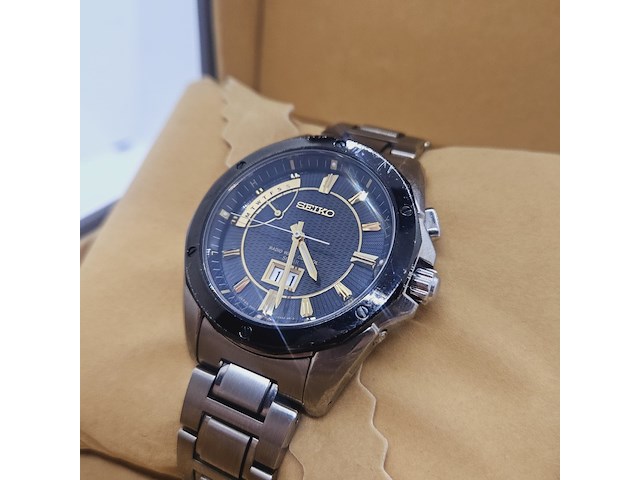 Seiko brightz solar radio wave controlled titanium herenhorloge - afbeelding 4 van  8