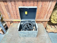 Seinlamp in houten kist - afbeelding 2 van  3