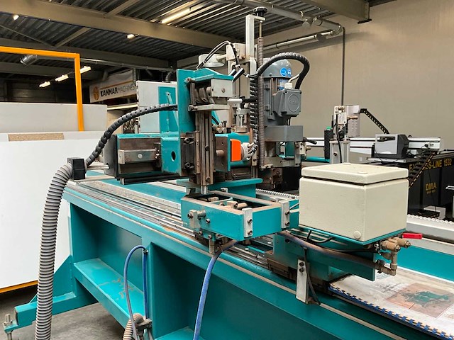 Select 35500 beslagfreesmachine - afbeelding 10 van  11