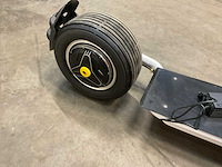 Self balancing electric moon scooter (zwart) - afbeelding 6 van  10