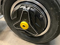 Self balancing electric moon scooter (zwart) - afbeelding 9 van  10