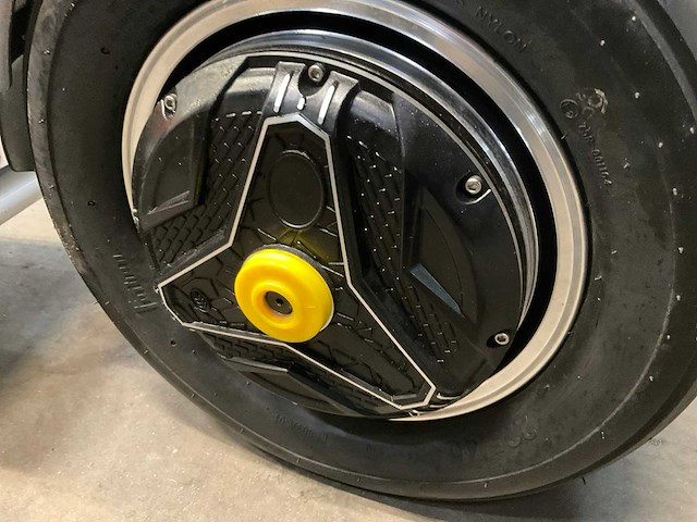 Self balancing electric moon scooter - afbeelding 9 van  10