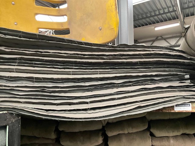 Self inflating sleeping mat (10x) - afbeelding 1 van  2