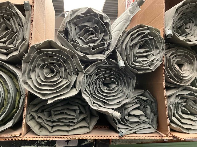 Self inflating sleeping mat (6x) - afbeelding 1 van  2