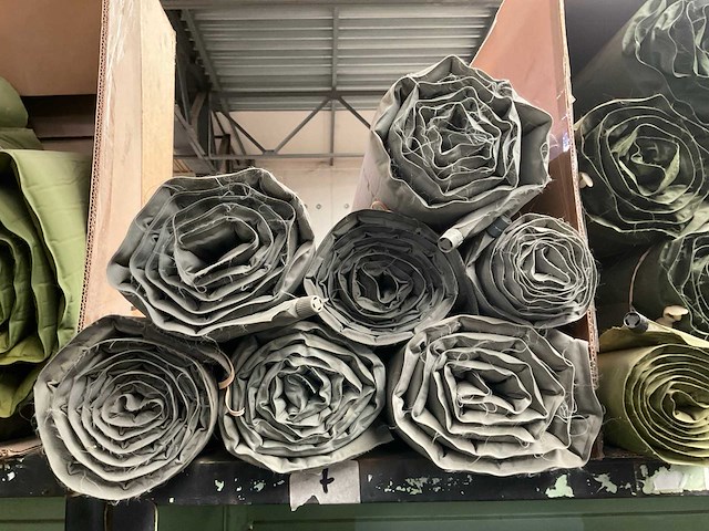 Self inflating sleeping mat (7x) - afbeelding 1 van  2