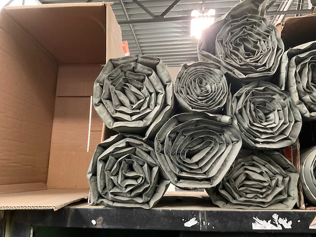 Self inflating sleeping mat (7x) - afbeelding 1 van  2