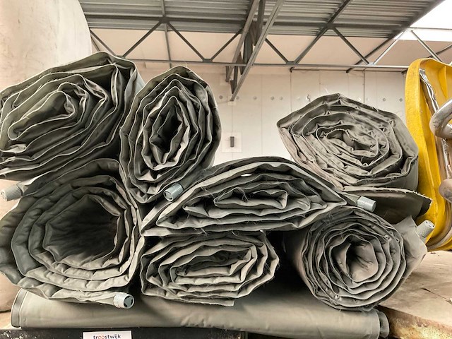 Self inflating sleeping mat (8x) - afbeelding 2 van  2