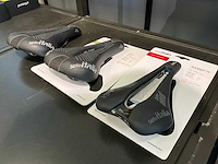 Selle italia fietszadel (3x) - afbeelding 2 van  2