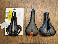 Selle italia fietszadel (3x) - afbeelding 1 van  4