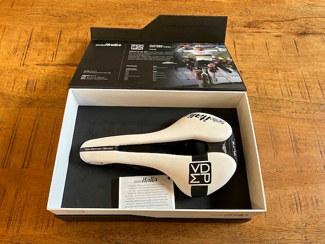 Selle italia flite bst superflow mvdp fietszadel - afbeelding 1 van  6