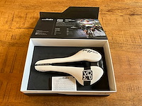 Selle italia flite bst superflow mvdp fietszadel - afbeelding 1 van  6