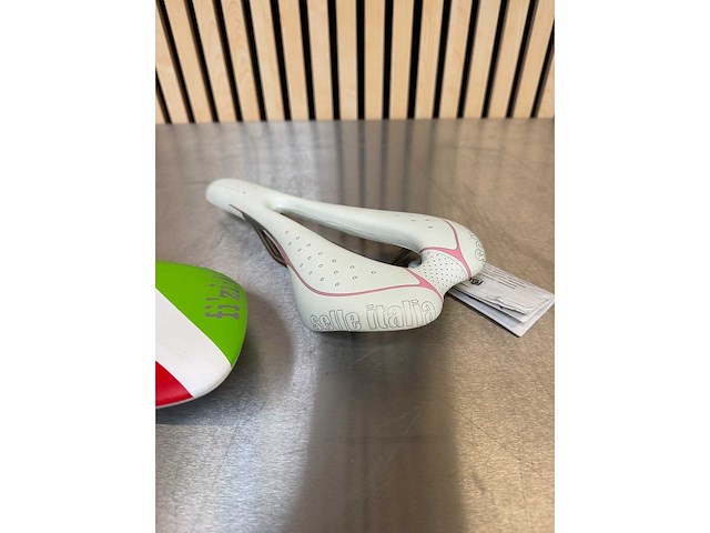 Selle italia slr lady, fizik arione r3 - zadel (2x) - afbeelding 4 van  8