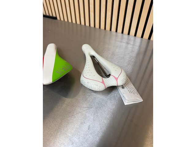Selle italia slr lady, fizik arione r3 - zadel (2x) - afbeelding 5 van  8