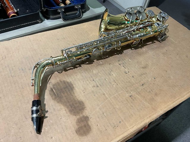 Selmer saxofoon - afbeelding 2 van  8