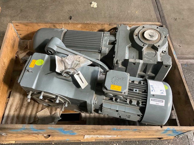 Selmers / bauer elektromotor met reductiekast (2x) - afbeelding 3 van  3