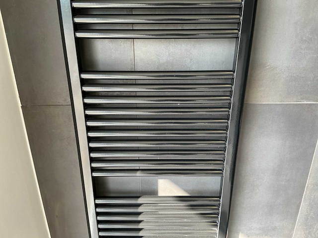 Selmo - drl e-comfort - designradiator - afbeelding 5 van  10