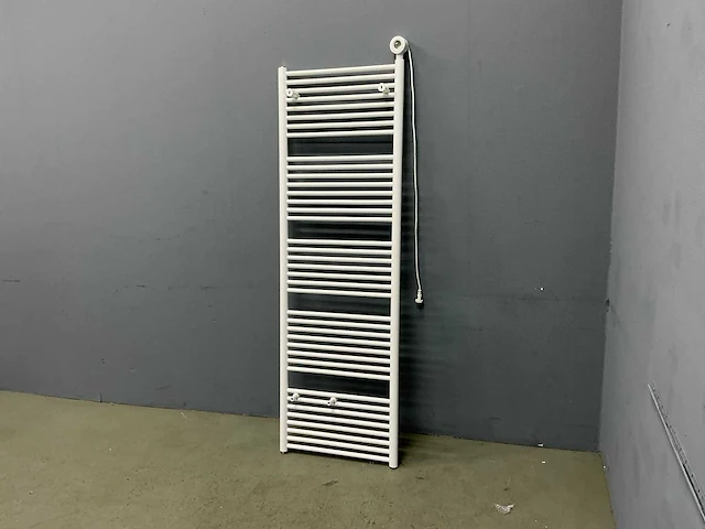 Selmo - dynamic pro - designradiator 185 cm - afbeelding 1 van  11