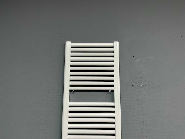 Selmo - musa plus - w-cl1-s-e - designradiator 40 x 141 cm - afbeelding 9 van  10