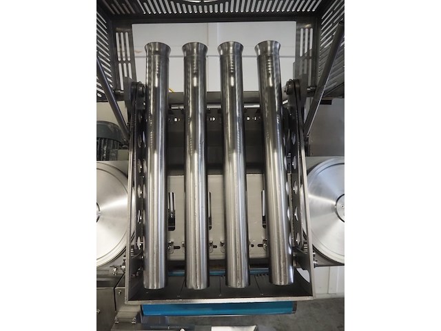 Selo - afbeelding 14 van  16