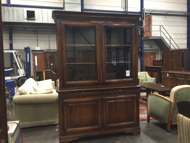 Selva kersenhouten buffetkast - afbeelding 1 van  6