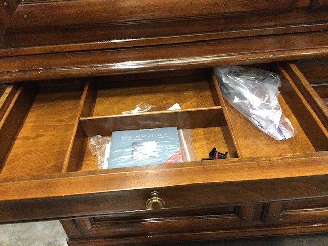 Selva kersenhouten buffetkast - afbeelding 5 van  6