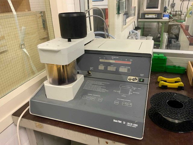 Sem leo 1450 vo scanning elektronen microscoop opstelling met edax - afbeelding 2 van  3