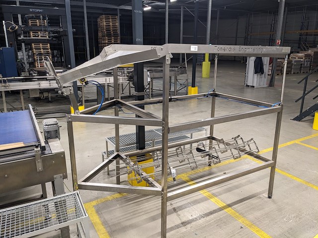 Semi automatische blik depalletiseer, zomerdijk, 2021 - afbeelding 1 van  12