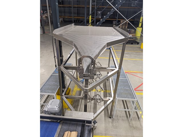 Semi automatische blik depalletiseer, zomerdijk, 2021 - afbeelding 6 van  12