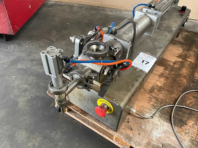 Semi-automatische pneumatische zuigervulmachine - afbeelding 5 van  9