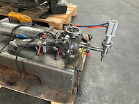 Semi-automatische pneumatische zuigervulmachine - afbeelding 5 van  8