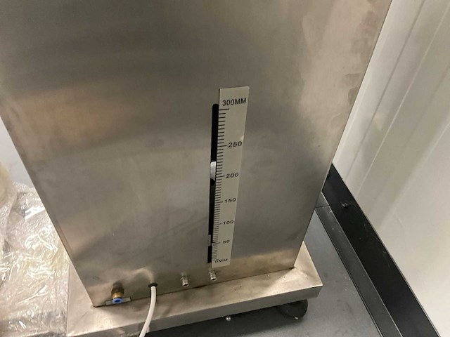 Semi-automatische vulmachine - afbeelding 3 van  12