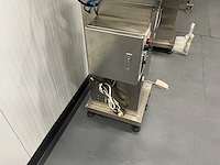 Semi-automatische vulmachine - afbeelding 6 van  11