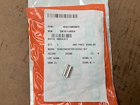 Semiconductor device set - afbeelding 1 van  3