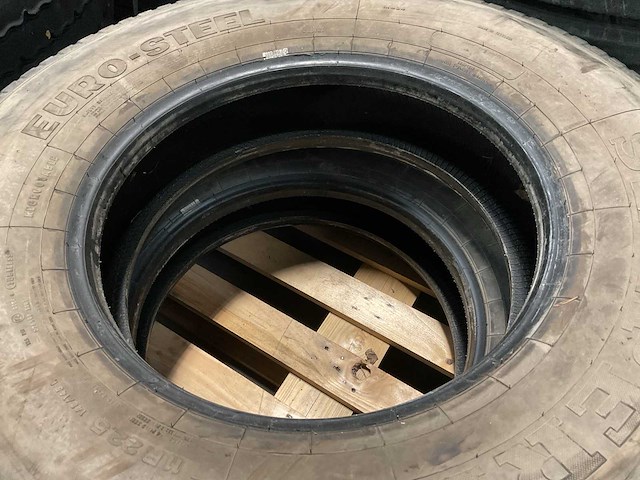 Semperit band (2x) - afbeelding 1 van  3