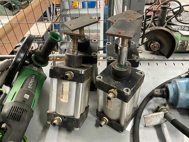 Sempress dubbelwerkende pneumatische cilinder (4x) - afbeelding 1 van  3