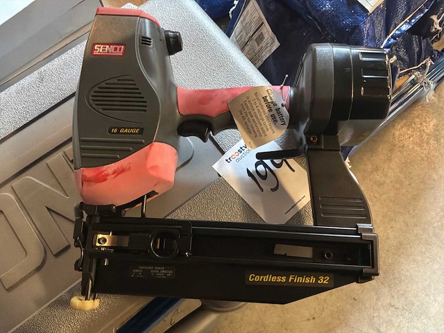Senco cordless finish 32 tacker - afbeelding 3 van  4